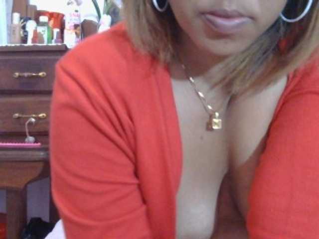 Mielly live cam on BongaCams