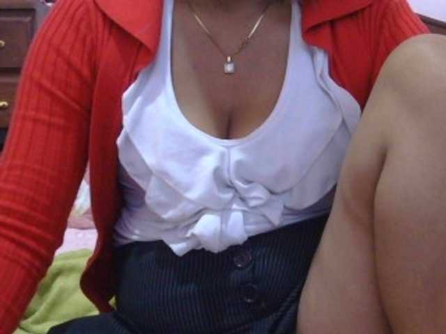 Mielly live cam on BongaCams