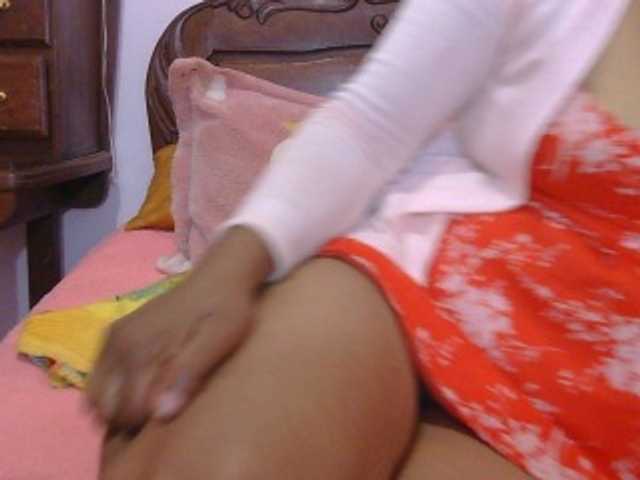 Mielly live cam on BongaCams