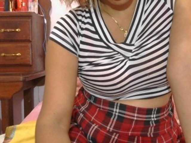 Mielly live cam on BongaCams