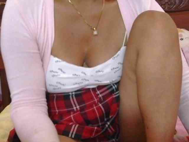Mielly Live Webcam on BongaCams