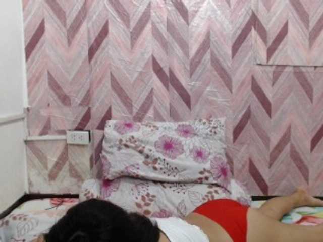 Kira-Rosse201 live cam on BongaCams