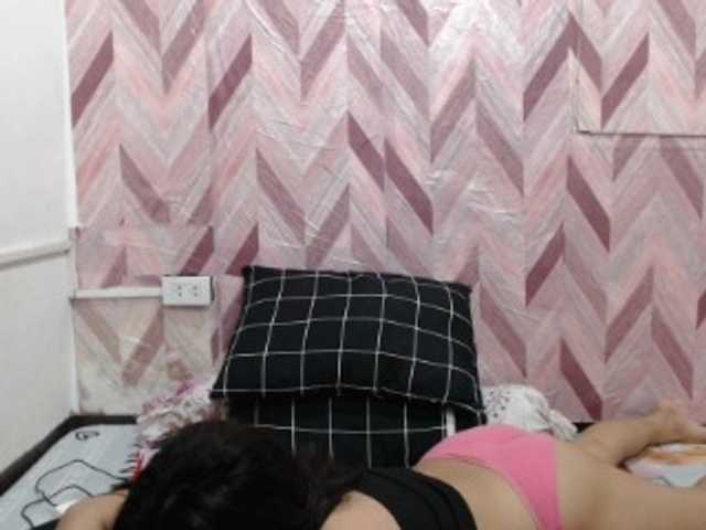 Kira-Rosse201 live cam on BongaCams