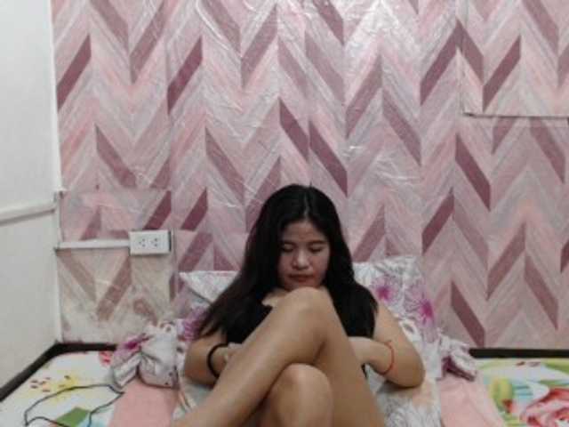 Kira-Rosse201 live cam on BongaCams
