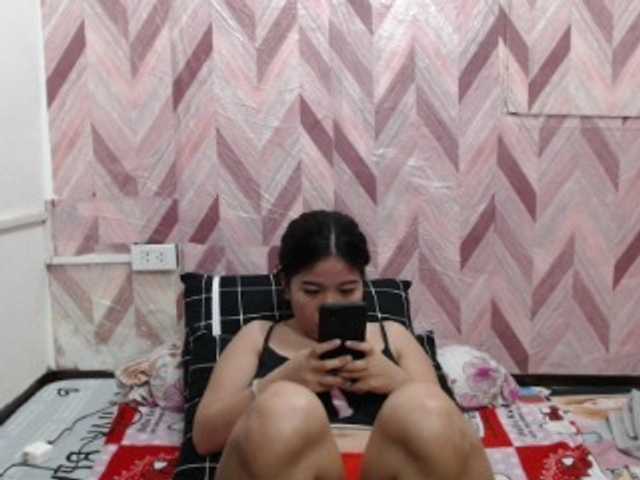Kira-Rosse201 live cam on BongaCams