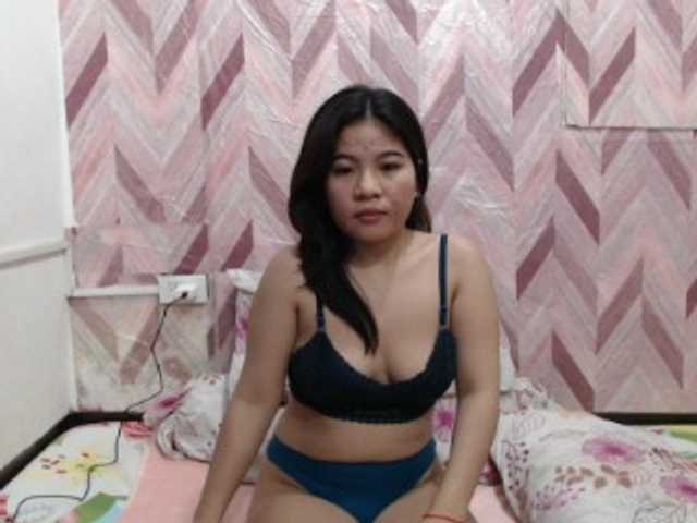 Kira-Rosse201 live cam on BongaCams