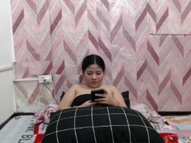 Kira-Rosse201 live webcam show