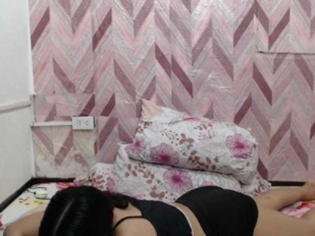 Kira-Rosse201 live cam on BongaCams