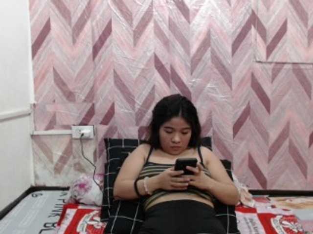 Kira-Rosse201 live cam on BongaCams