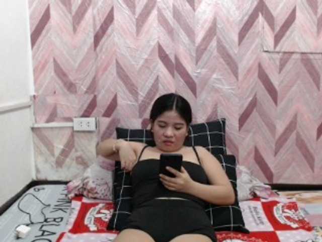 Kira-Rosse201 live cam on BongaCams