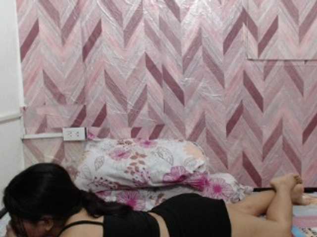 Kira-Rosse201 live cam on BongaCams