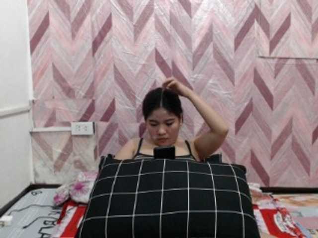 Kira-Rosse201 live cam on BongaCams