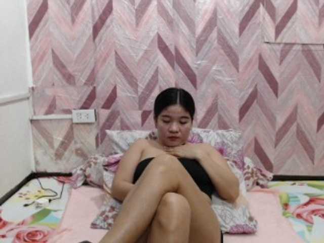 Kira-Rosse201 live cam on BongaCams