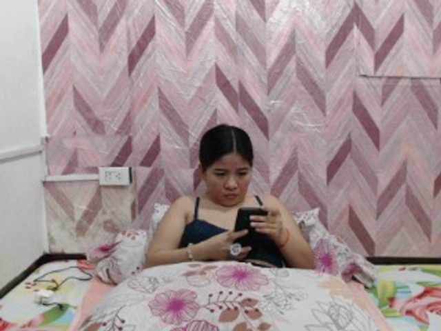 Kira-Rosse201 live cam on BongaCams