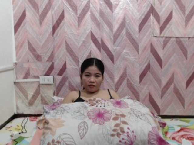Kira-Rosse201 live cam on BongaCams