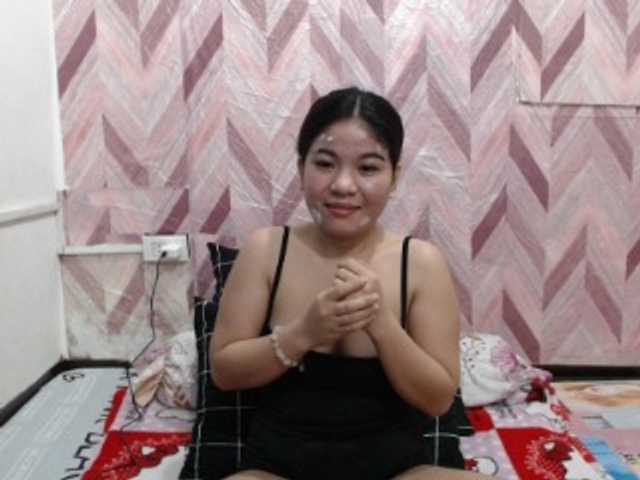 Kira-Rosse201 live cam on BongaCams