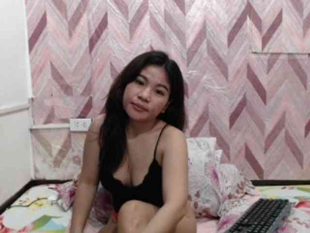Kira-Rosse201 webcam