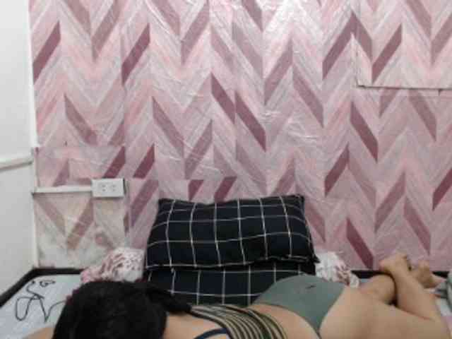 Kira-Rosse201 webcam