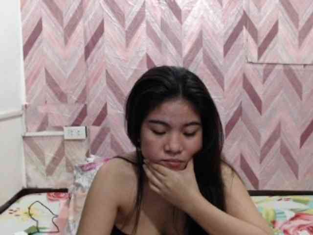 Kira-Rosse201 webcam