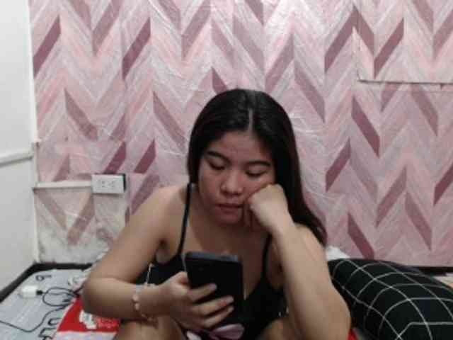 Kira-Rosse201 webcam