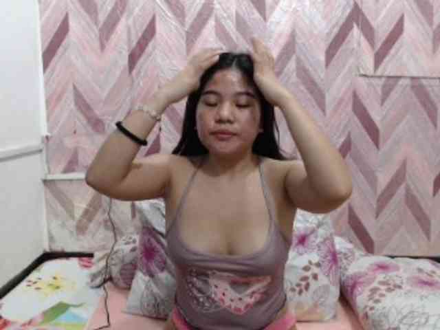 Kira-Rosse201 webcam