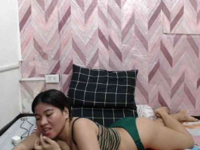 Kira-Rosse201 webcam