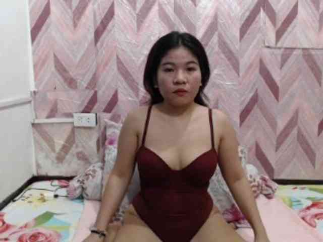 Kira-Rosse201 webcam