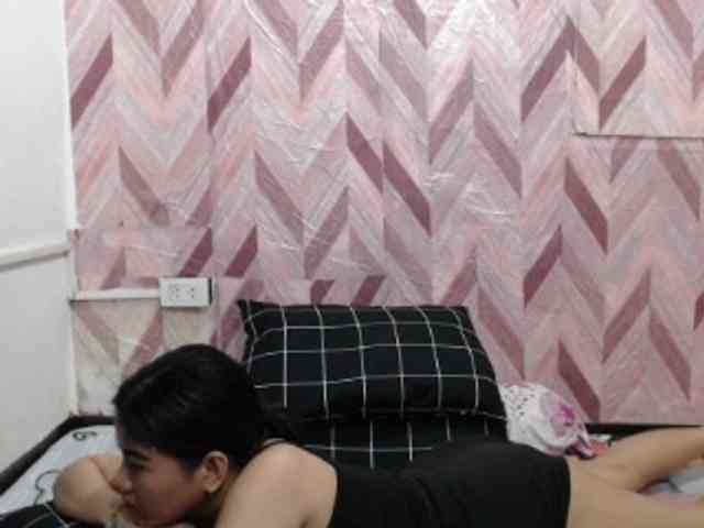 Kira-Rosse201 webcam