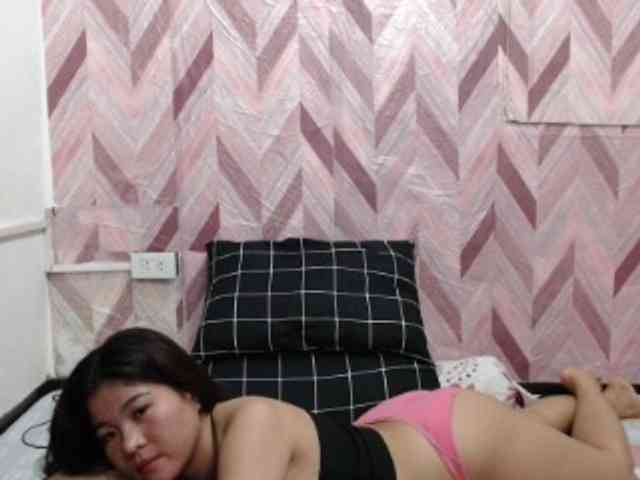 Kira-Rosse201 webcam