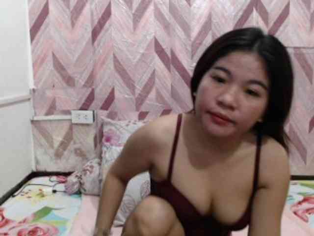 Kira-Rosse201 webcam