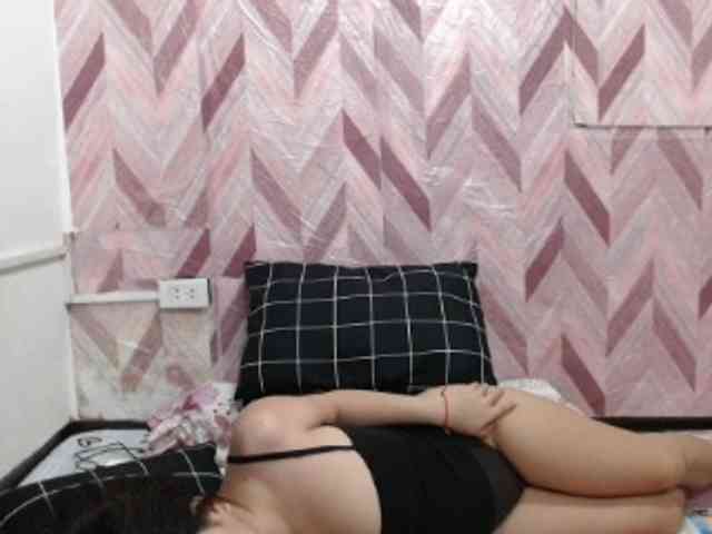 Kira-Rosse201 webcam