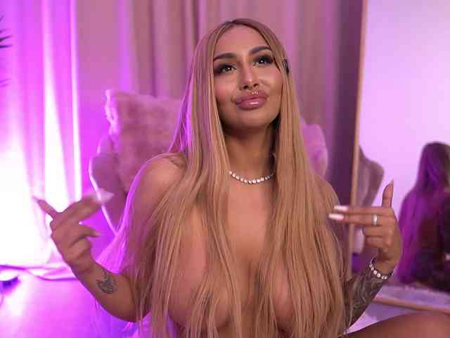 AmberGolden webcam