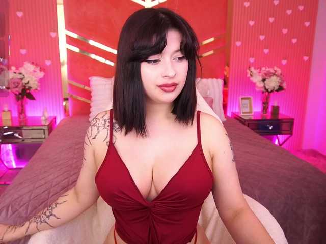 MikiiKiwi live cam on BongaCams