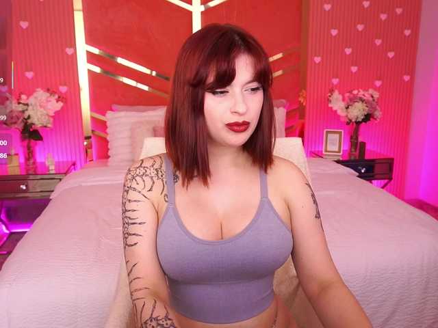 MikiiKiwi live cam on BongaCams