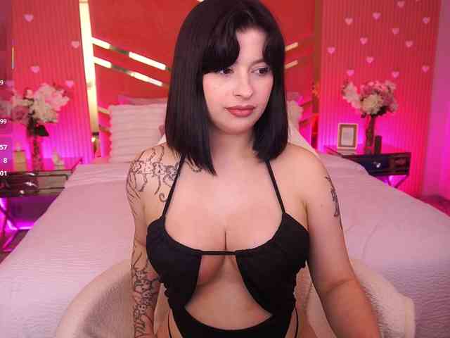 MikiiKiwi webcam