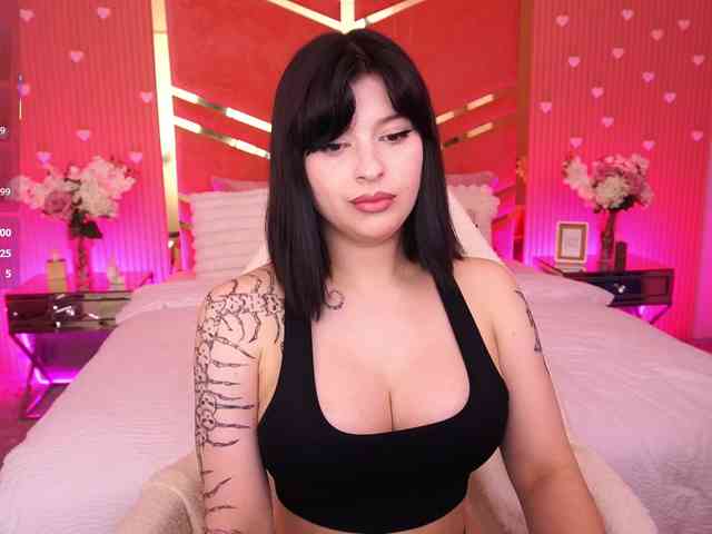 MikiiKiwi webcam