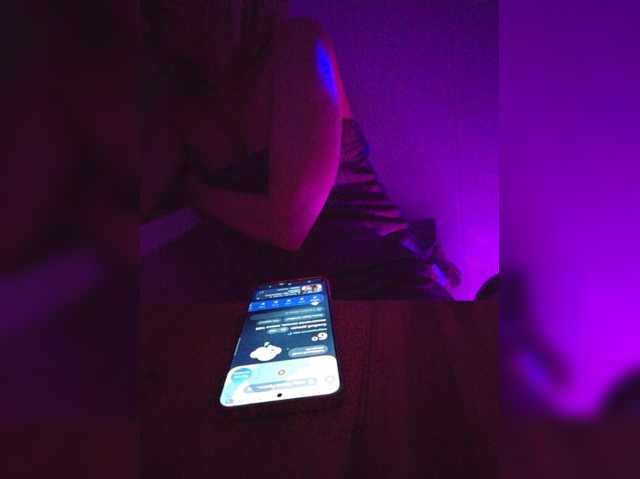 DenXXXTan live cam on BongaCams