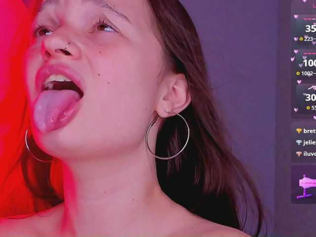 Live трансляция bitchpeace - Runet.cam