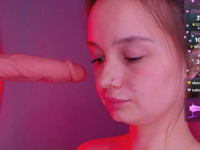 bitchpeace live cam on BongaCams