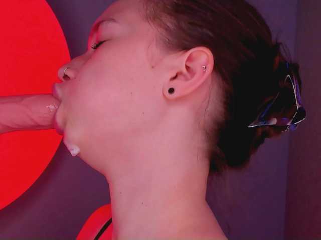 bitchpeace live cam on BongaCams