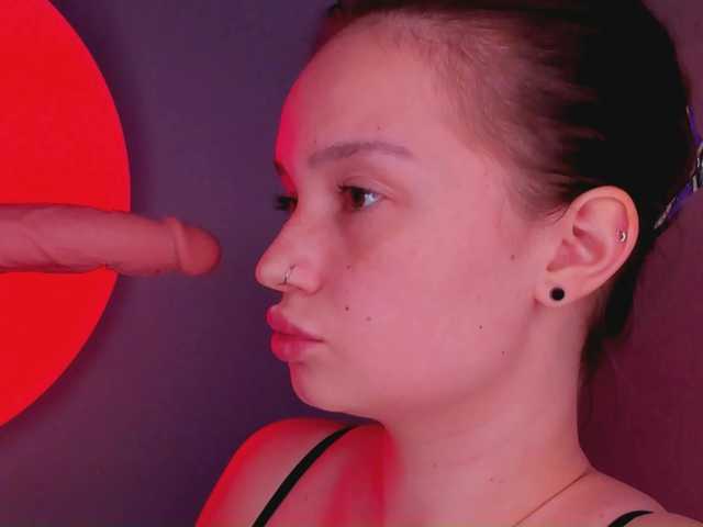 bitchpeace live cam on BongaCams