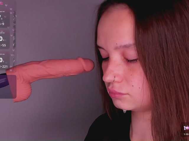 bitchpeace live cam on BongaCams
