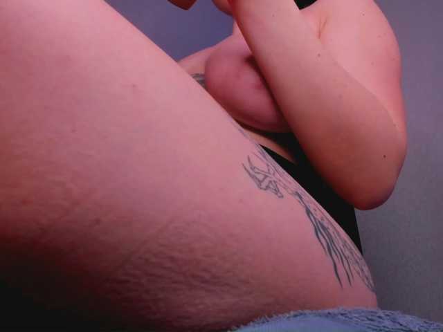 bitchpeace live cam on BongaCams