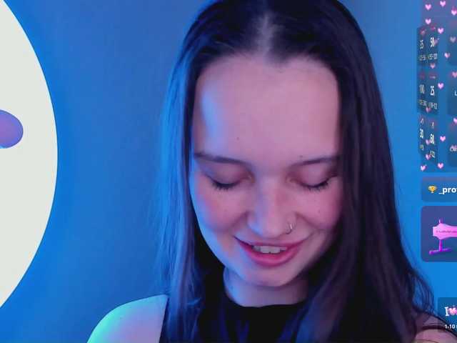 bitchpeace live cam on BongaCams