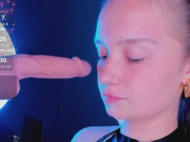 bitchpeace live cam on BongaCams