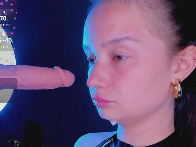 bitchpeace live cam on BongaCams