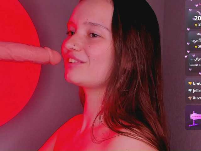 bitchpeace live cam on BongaCams