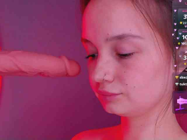 bitchpeace webcam
