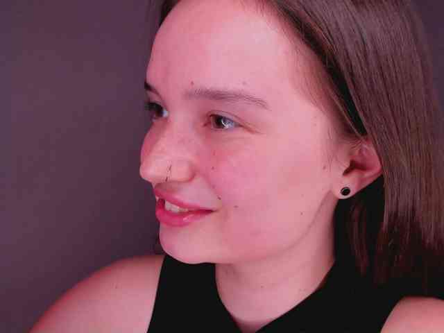 bitchpeace webcam