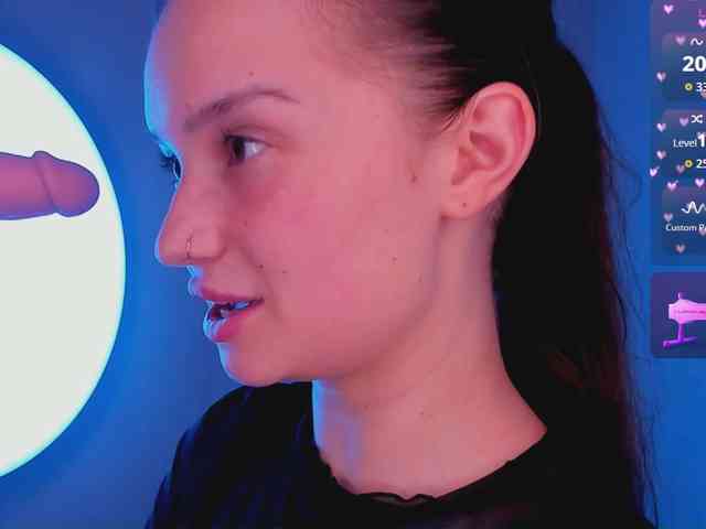 bitchpeace webcam